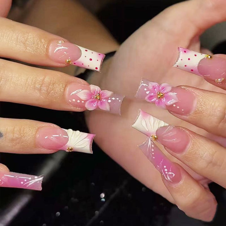 Artisan Decorative Nail Tips Stornfield