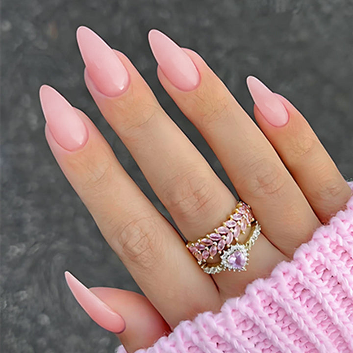 Premium Trendy Artificial Nails Stornfield