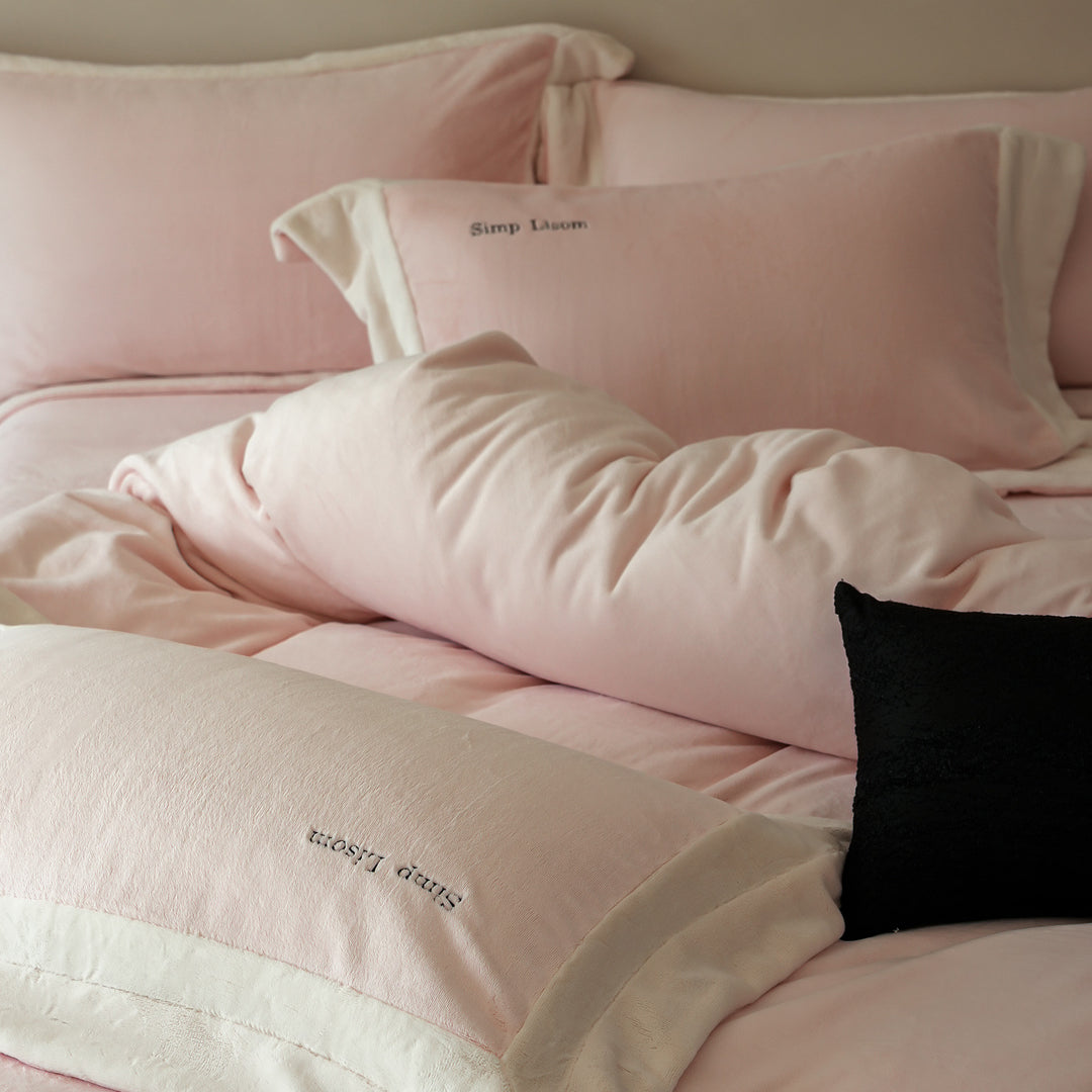 Reversible Stonewashed Cotton-Linen Duvet Cover Set with Oversized Border and Hidden Zipper