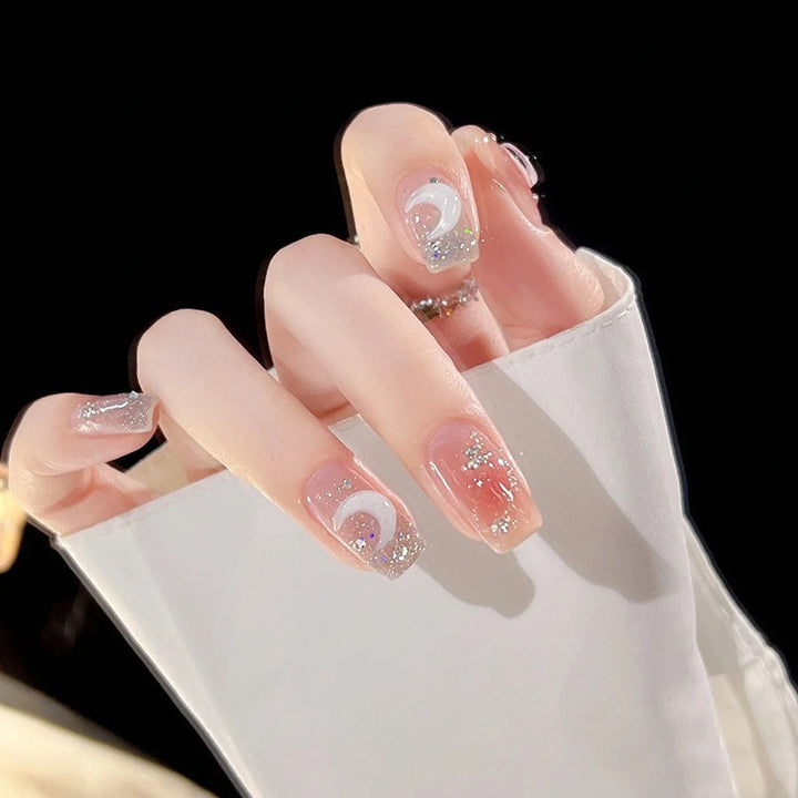 Glittering Nail Art Stornfield