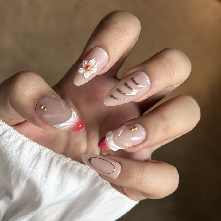 Elegant Floral and Gold Accent Press-On Nail Set Stornfield