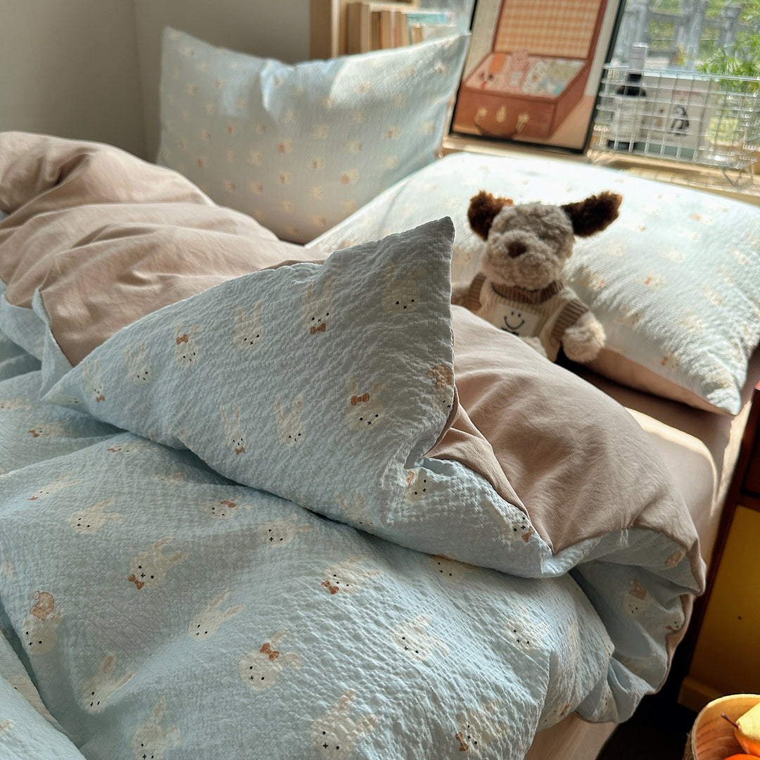 Playful Cartoon Dog Themed Bedding Set