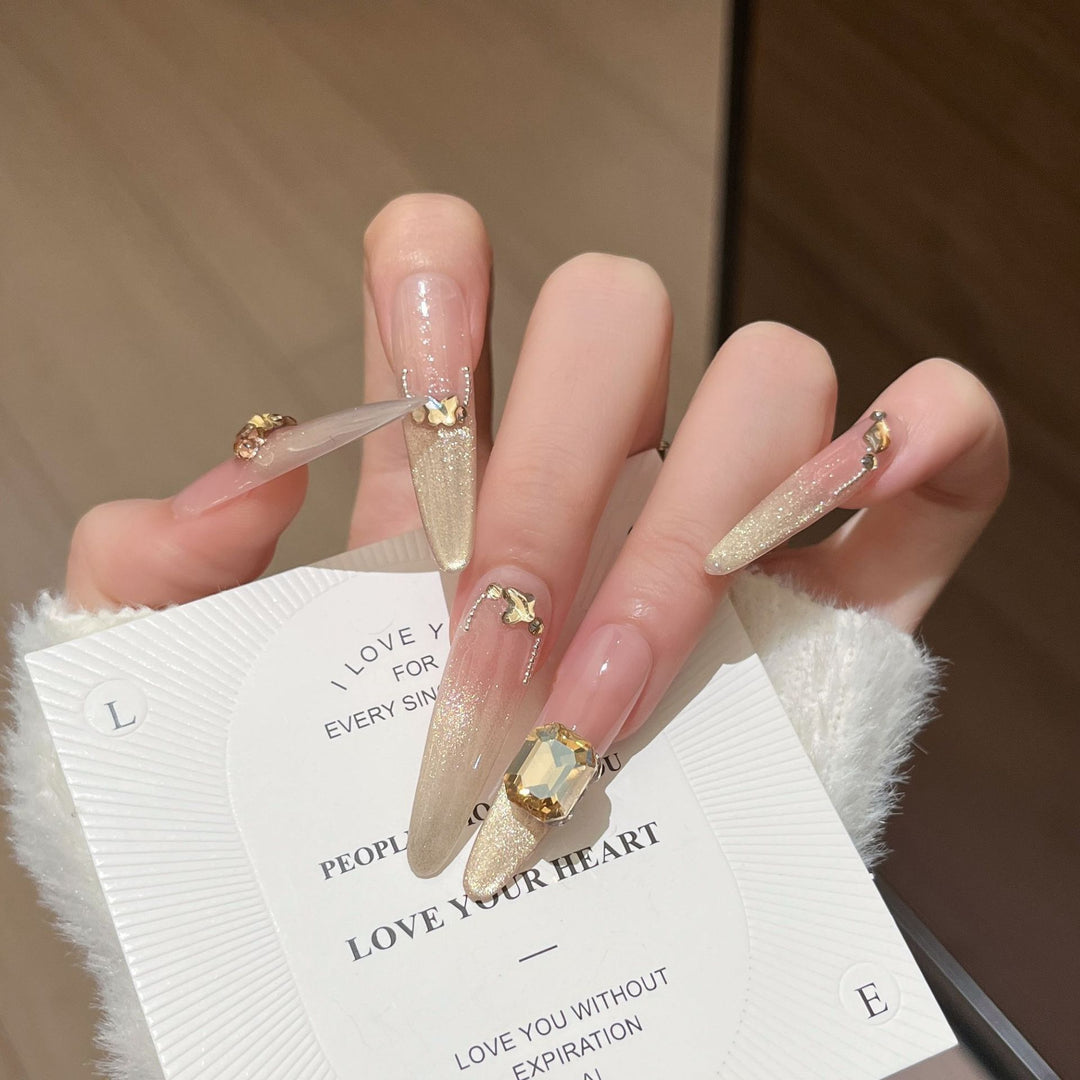 Glamorous Nail Art Design Stornfield