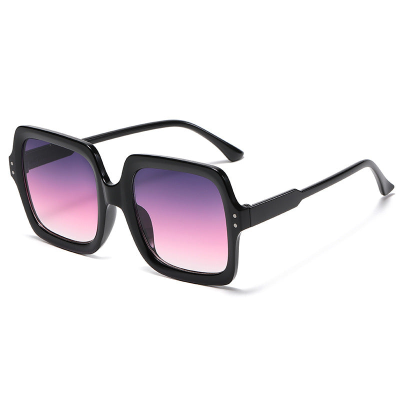 Ladies fashionable square sunglasses with mirrored lenses Stornfield