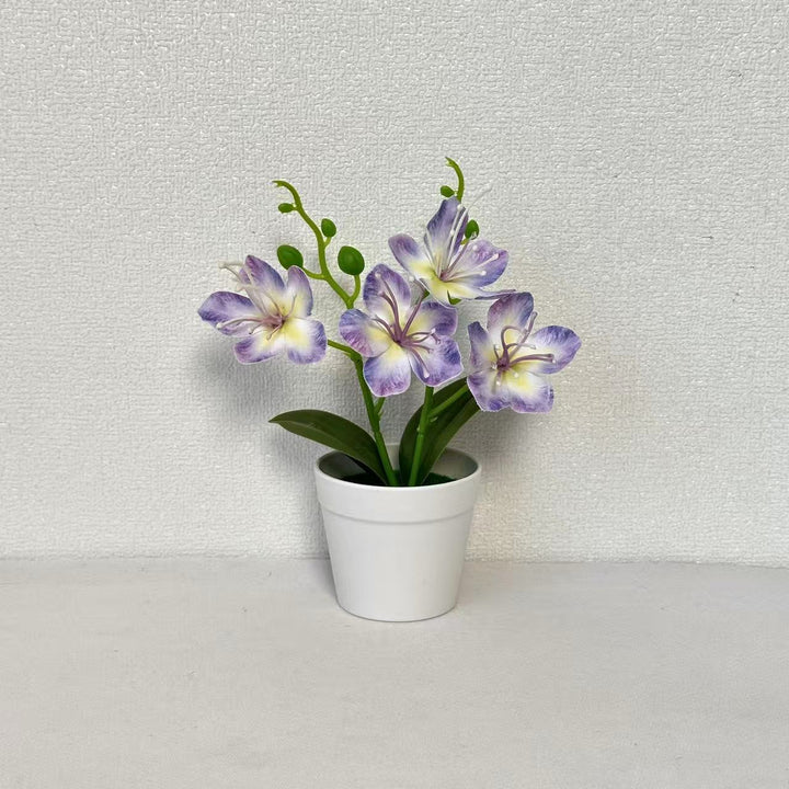 Lifelike Faux Flower Arrangement for Home Decor