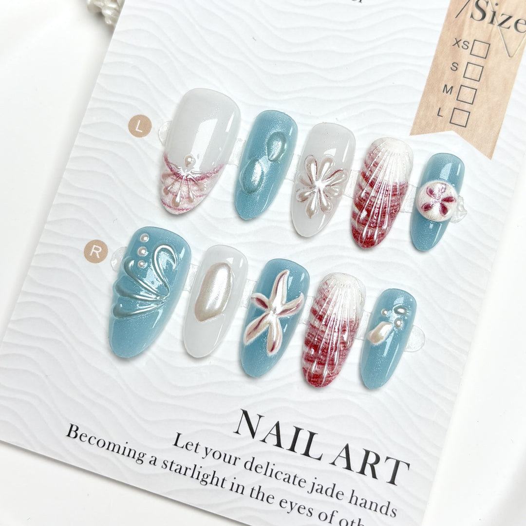 Coastal-Themed Press-On Nail Set