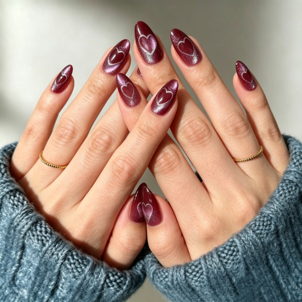 Artificial nails with romantic heart design Stornfield