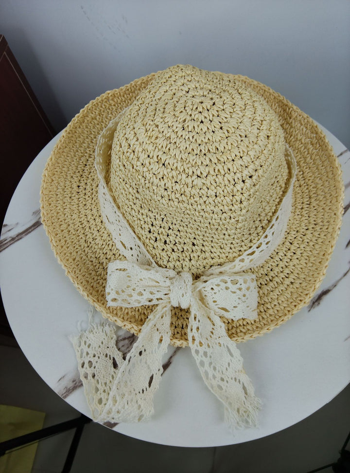 More elegant and stylish straw hat with lace band Stornfield