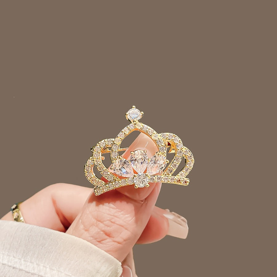 Glittering Crown Brooch Stornfield