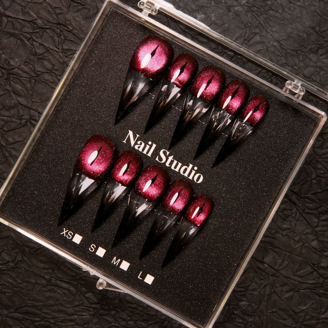 Glamorous Press-On Nail Tips