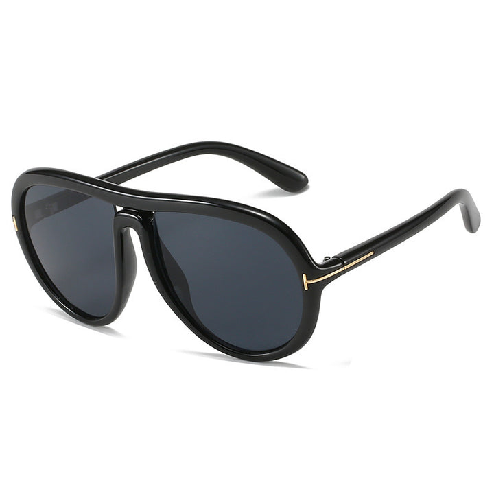 Oversized Fashionable Transparent Pink Sunglasses Stornfield