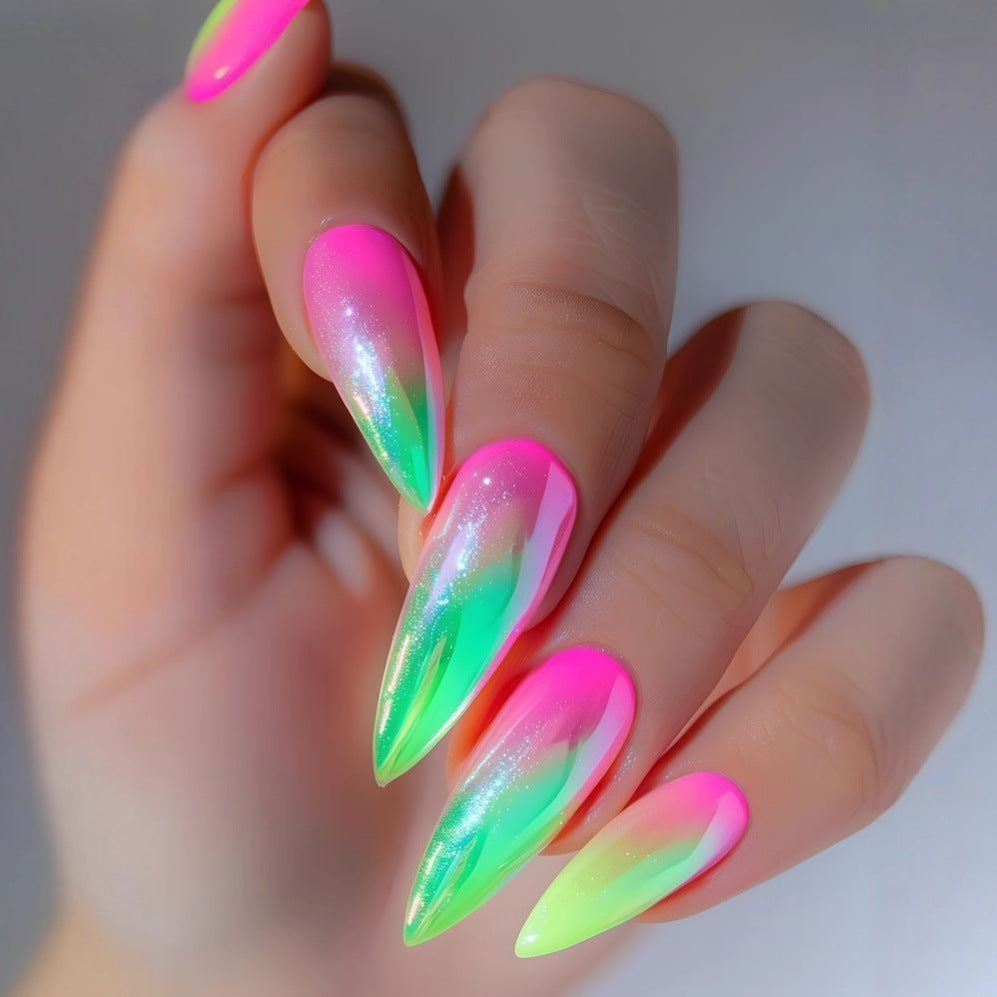 Trendy artificial nails with sparkling ombre color Stornfield