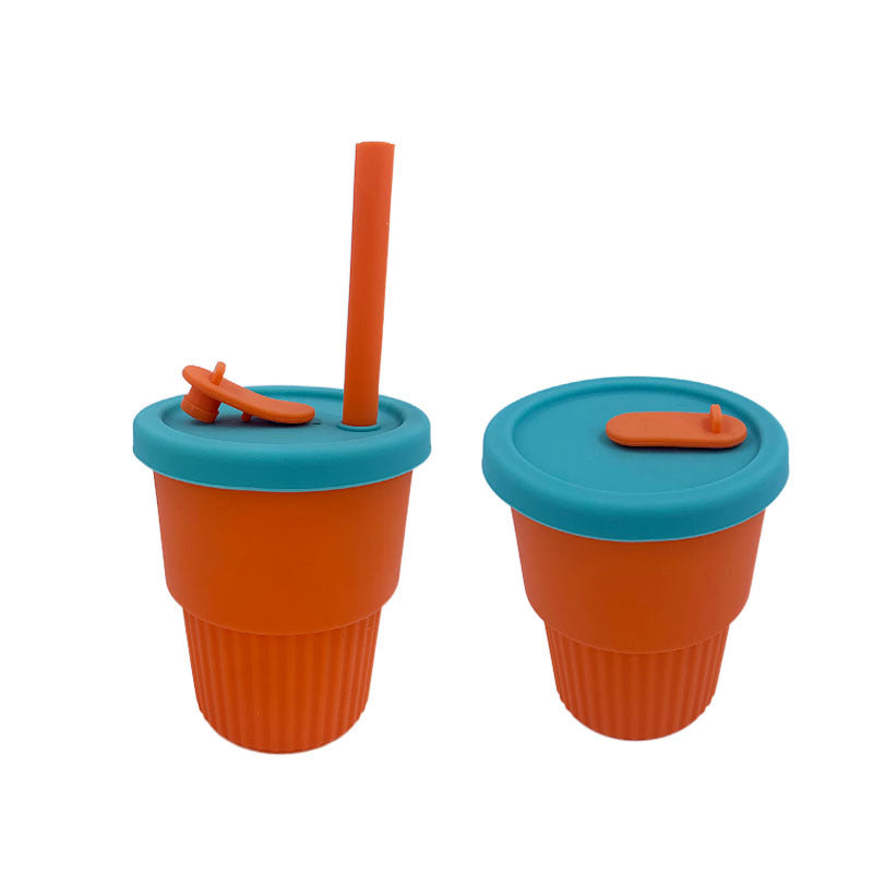 Unisex reusable silicone cup with lid and straw Stornfield