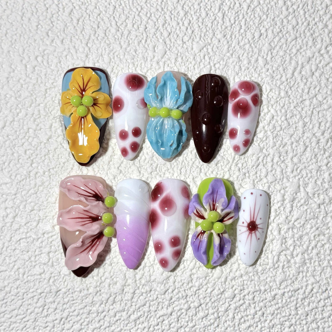 Decorative Floral Press-On Nail Art Set  1791773189