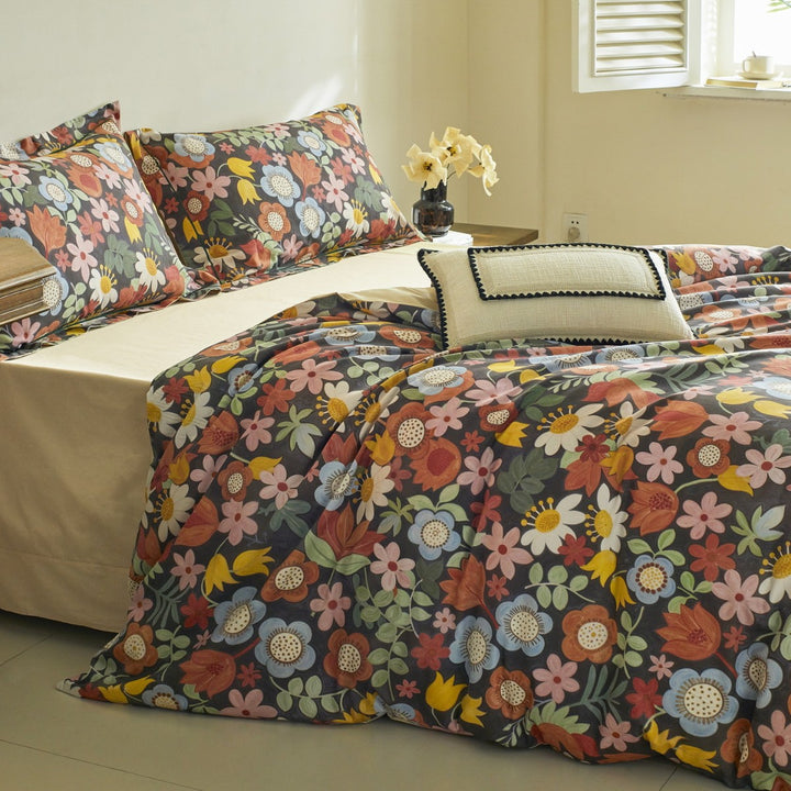 Children's duvet cover set made of cotton satin with watercolor forest animal illustrations and reversible function