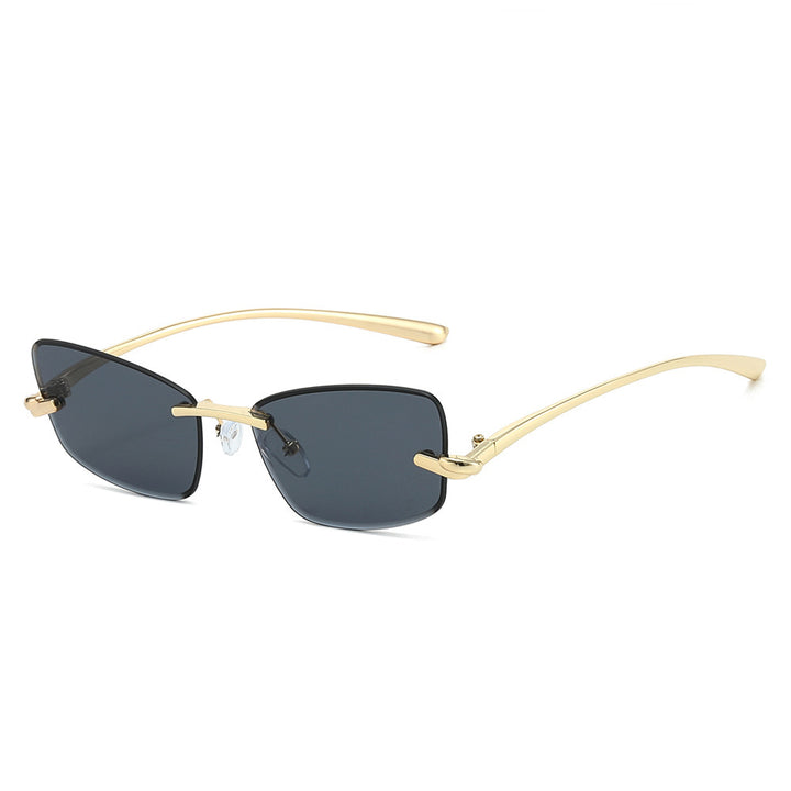 Luxurious Wide-Brim Sunglasses Stornfield