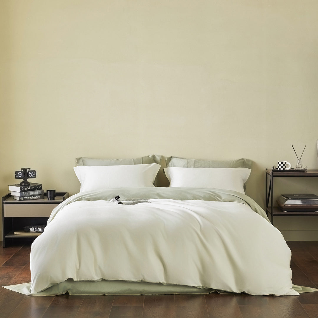 Luxurious cotton satin duvet cover set with hotel finish