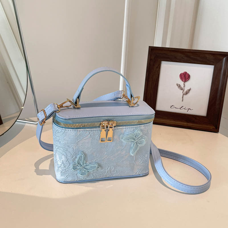 Elegant Floral Embroidered Handbag