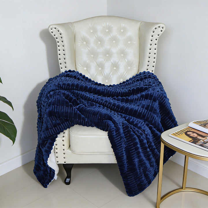 Women Cozy Structured Fleece Blanket Stornfield