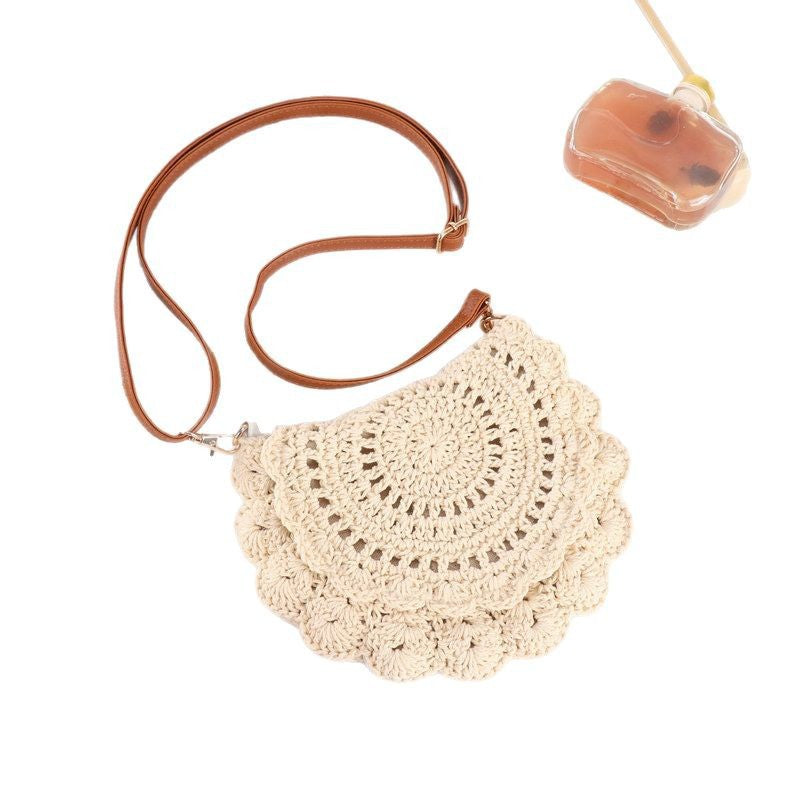Crochet bag with playful structure design Stornfield