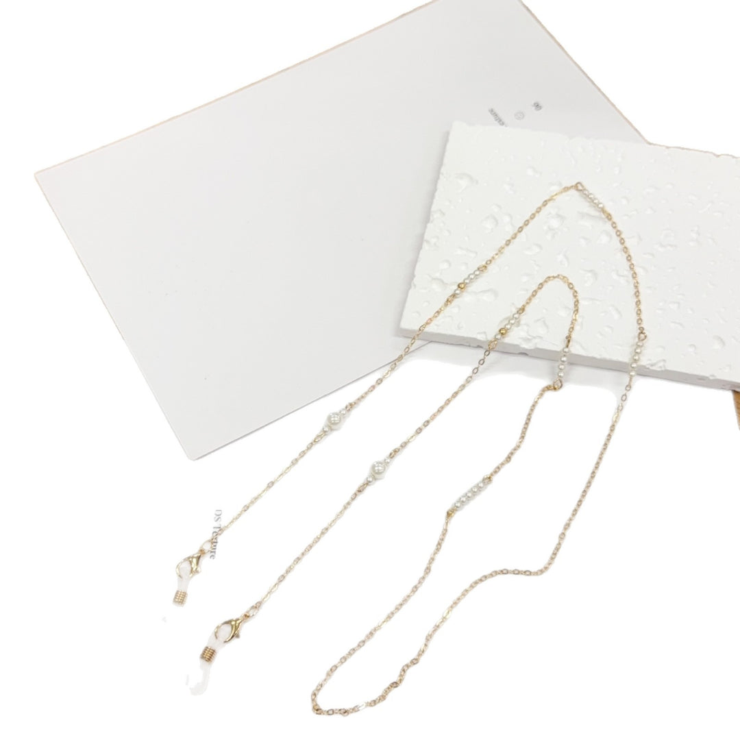 Elegant Pearl Chain Necklace Stornfield