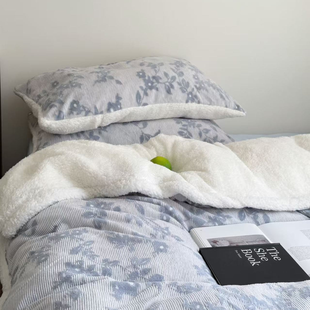 Luxurious Soft Texture Duvet Cover Set