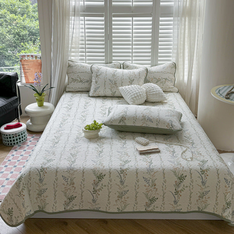 Quilted Space-Themed Bedspread Set with Pillow Shams