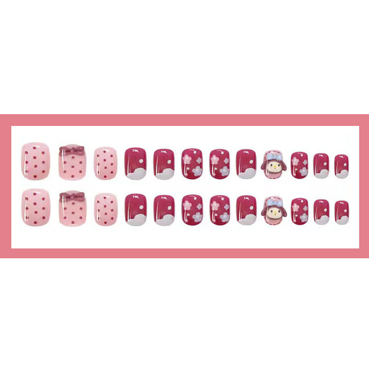 Playful artificial nails with 3D motif Stornfield