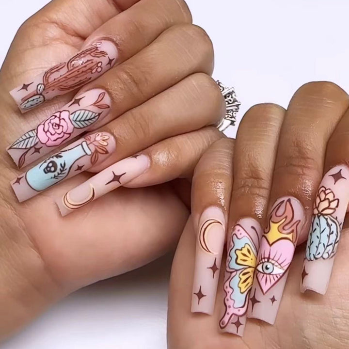 Nail art set with creative illustrations Stornfield