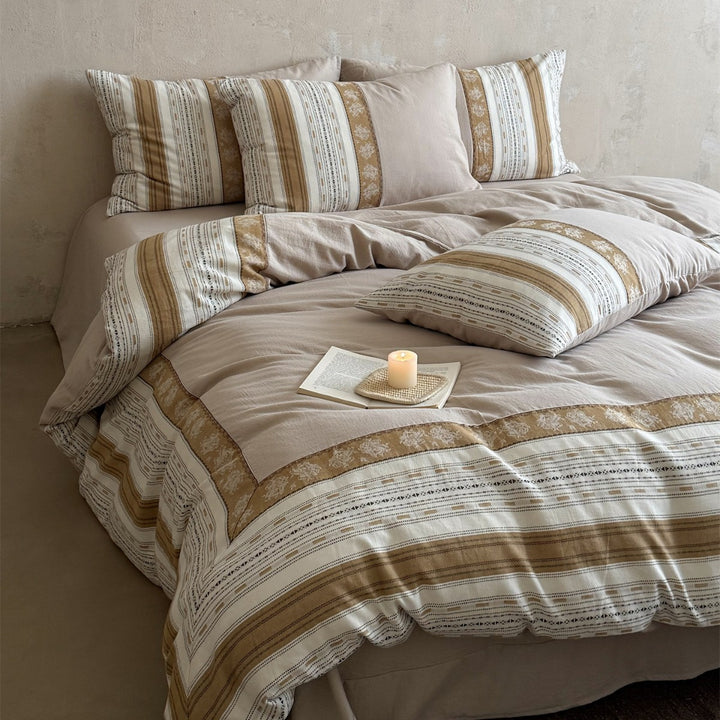 Reversible Cotton-Linen Blend Duvet Cover Set with Decorative Border and Striped Pillow Shams