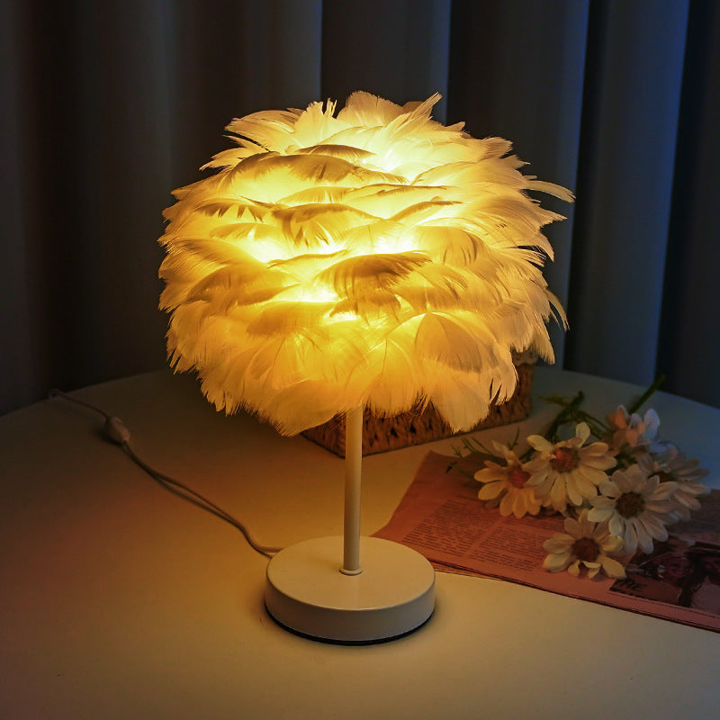Feathered Decorative Table Lamp