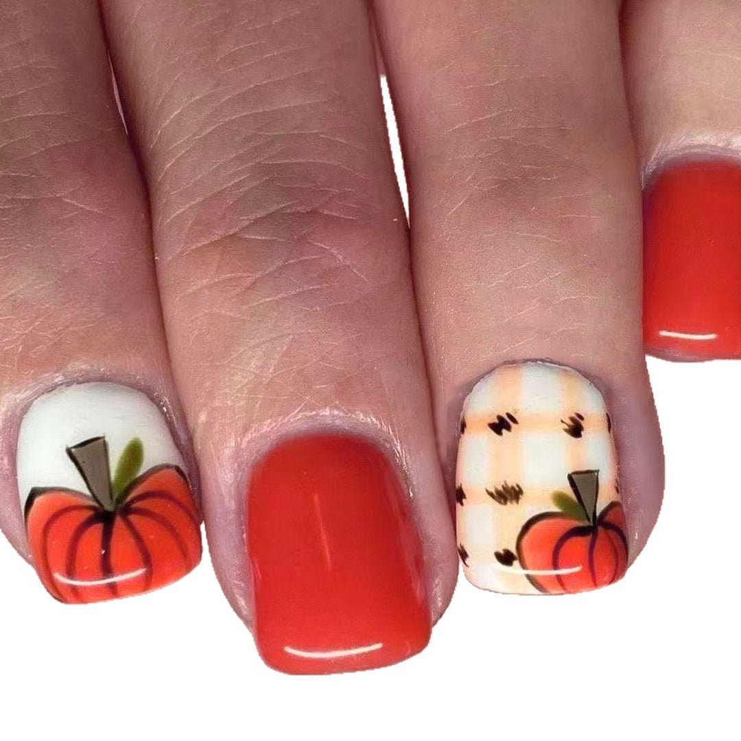 Festive Autumn-Themed Nail Art Stornfield