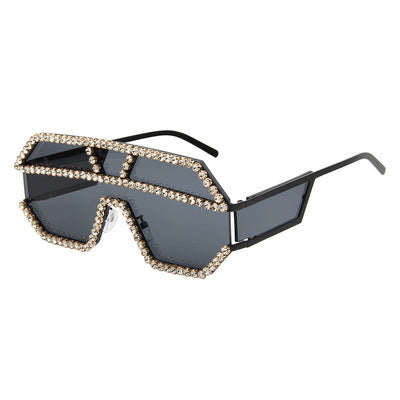 Women's stylish sunglasses with geometric frame and rhinestone embellishment Stornfield