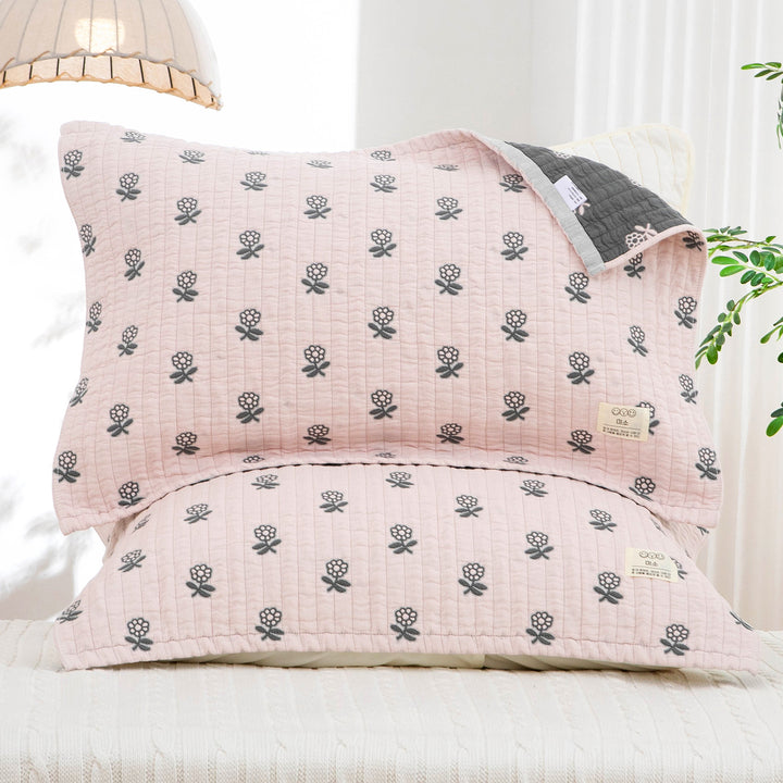 Women's pillowcase with high-quality, romantic floral pattern Stornfield