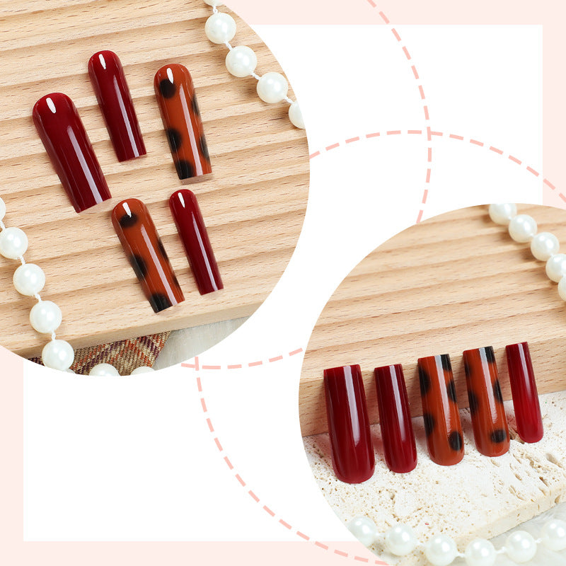 Artistic Press-On Nail Set with Unique Patterns Stornfield