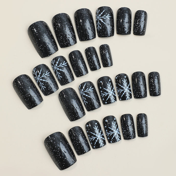 Artistic Press-On Nail Set with Chic Snowflake Design Stornfield