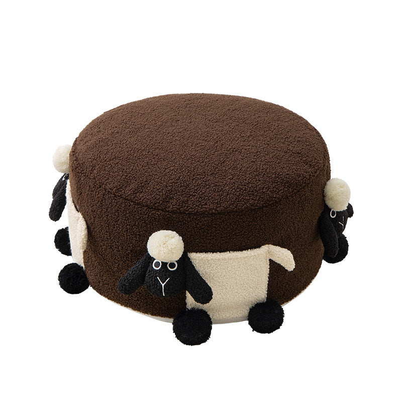 Cuddly ottoman in lamb design
