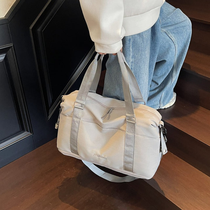 High-Quality Everyday Travel Bag With Multiple Compartments Stornfield