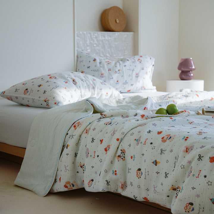 Cozy Baby-Themed Quilt Set