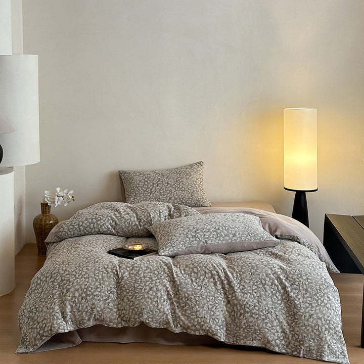 Bed linen set made of washed cotton-linen with subtle leopard print