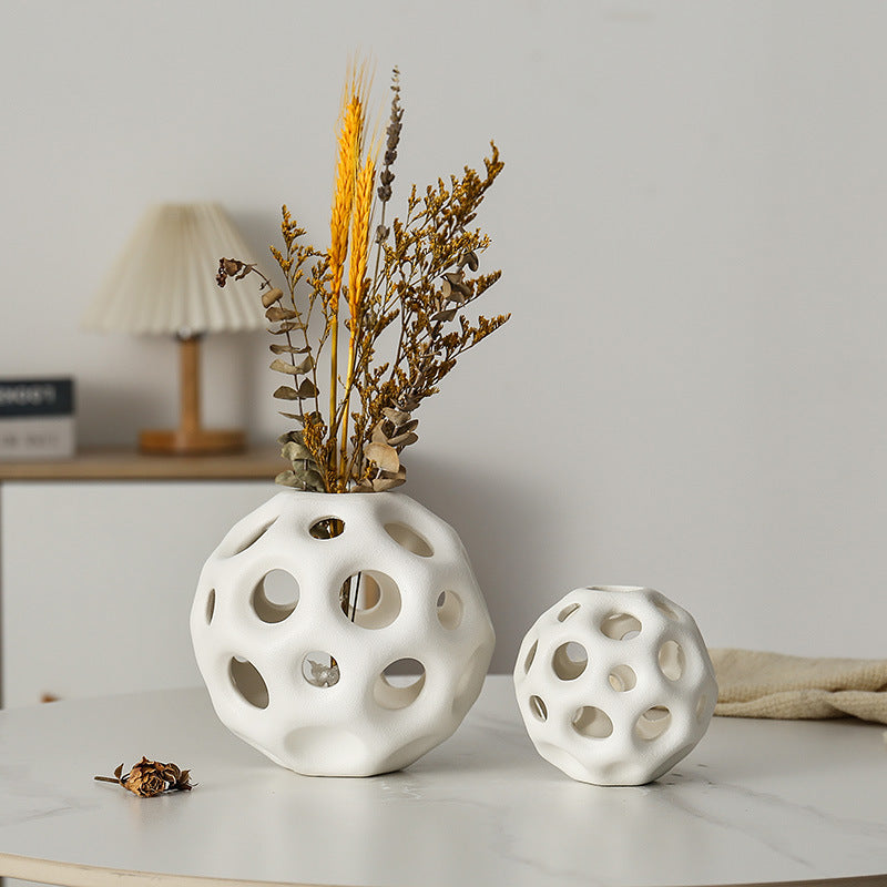 Decorative sculptural vase Stornfield