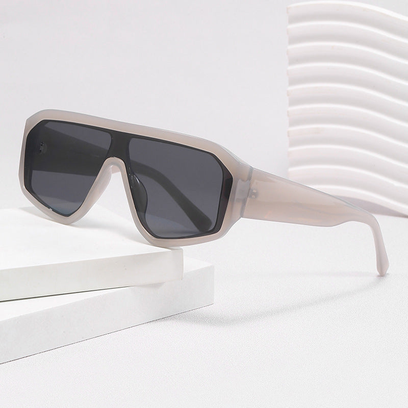 Women Fashionable Oversized Sunglasses in Futuristic Design Stornfield