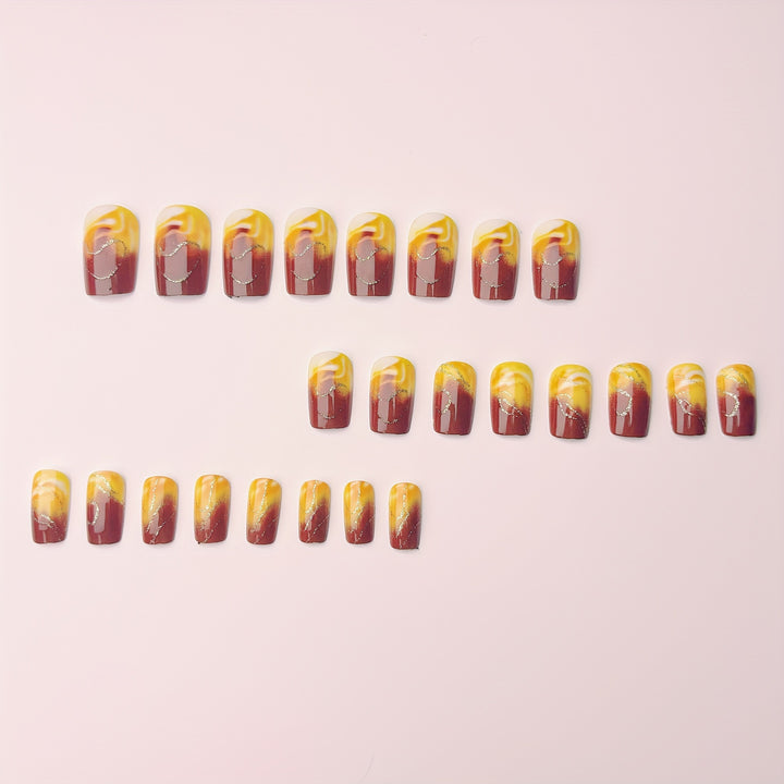 Artificial Nail Set with Marbled Design and Gold Accents Stornfield