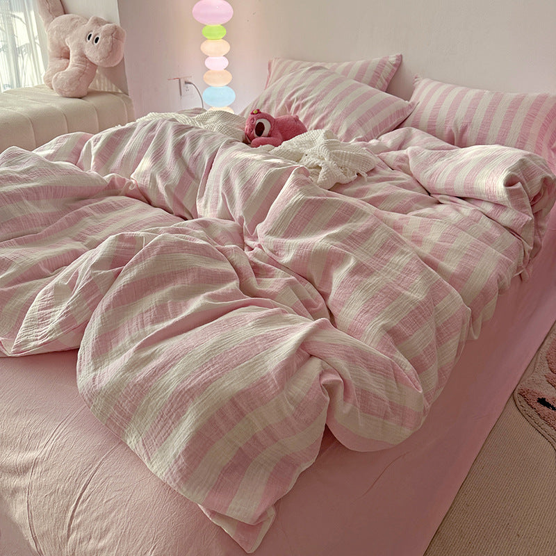 Linen look bedding set with wide stripes