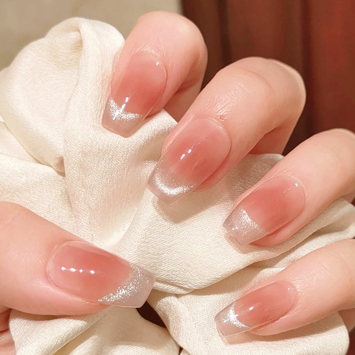 Festive Holiday Themed Press-On Nail Art Stornfield