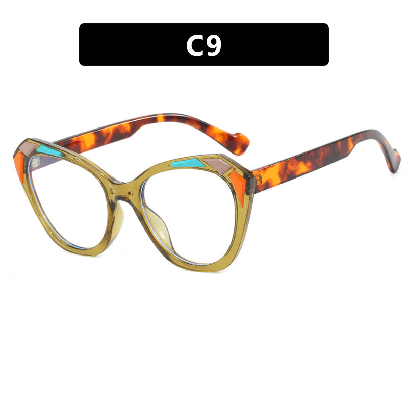 Ladies Cat Eye Sunglasses with Fashionable Details Stornfield