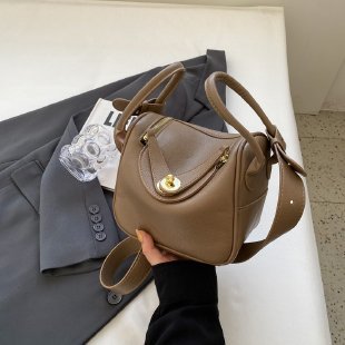 Structured Leather Handbag Stornfield