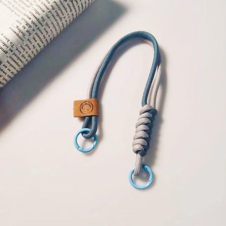 Multifunctional Paracord Accessory Strap Stornfield