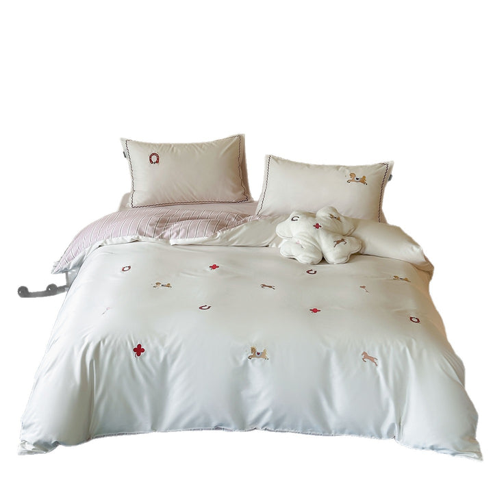Embroidered Horse-Accent Satin-Feel Duvet Cover Set with Scalloped Piping