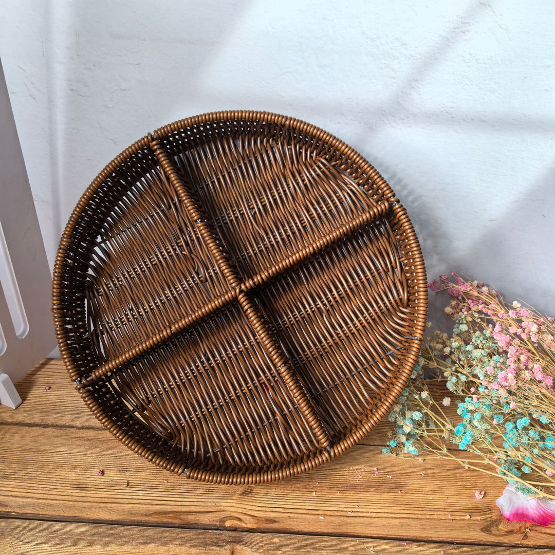 Women’s beef serving basket with four compartments Stornfield